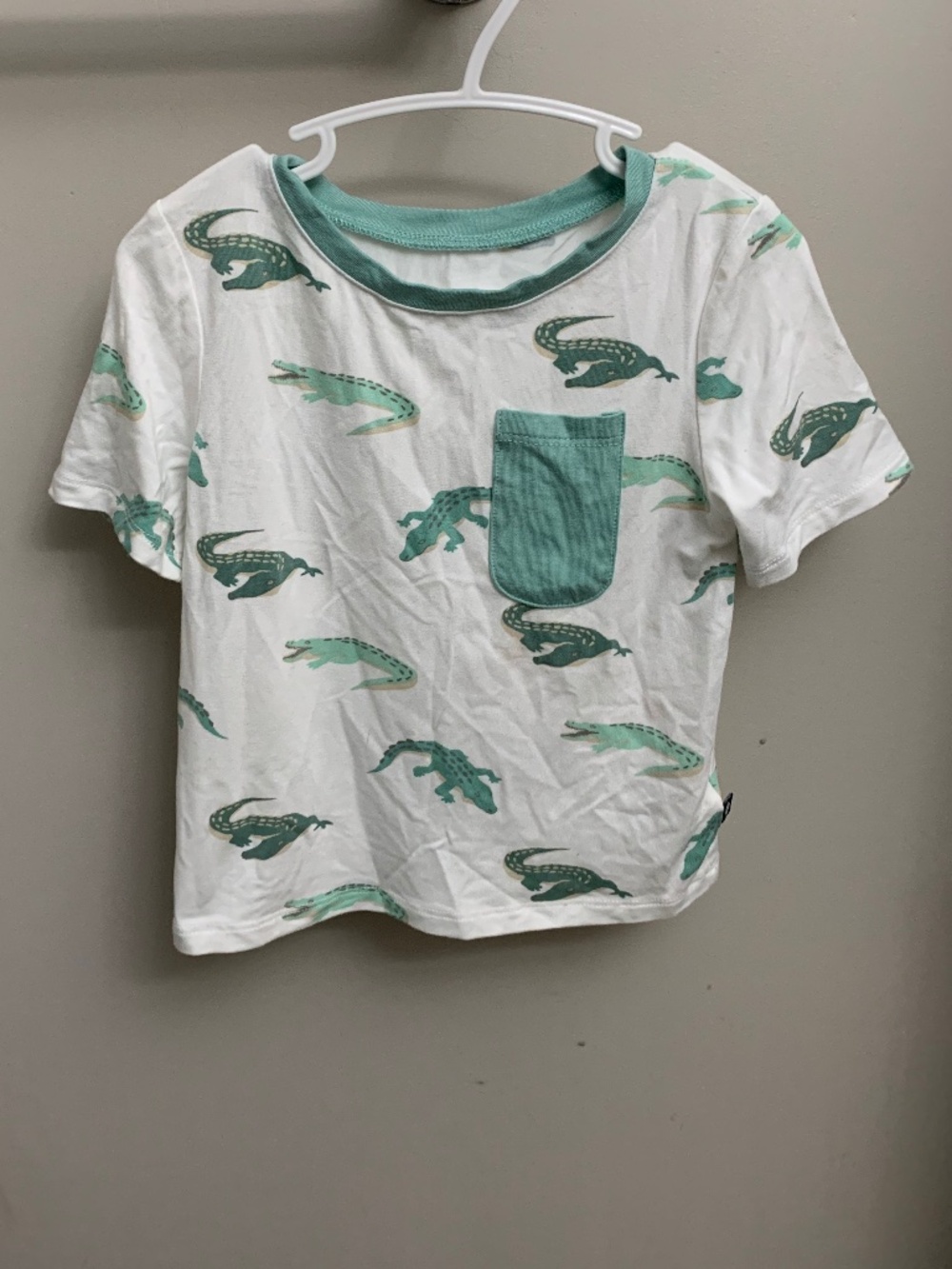 Crocodile Bamboo Shirt 💚2 for 20💚